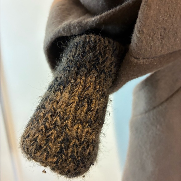 Vintage Michelle Stuart Tan Peacoat - Picture 9 of 11